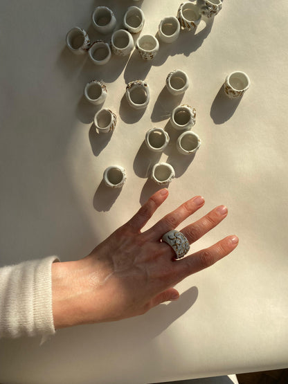 Porcelain ring