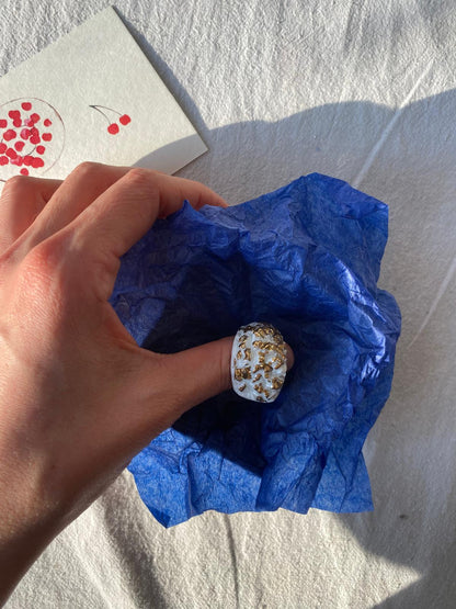 Porcelain ring