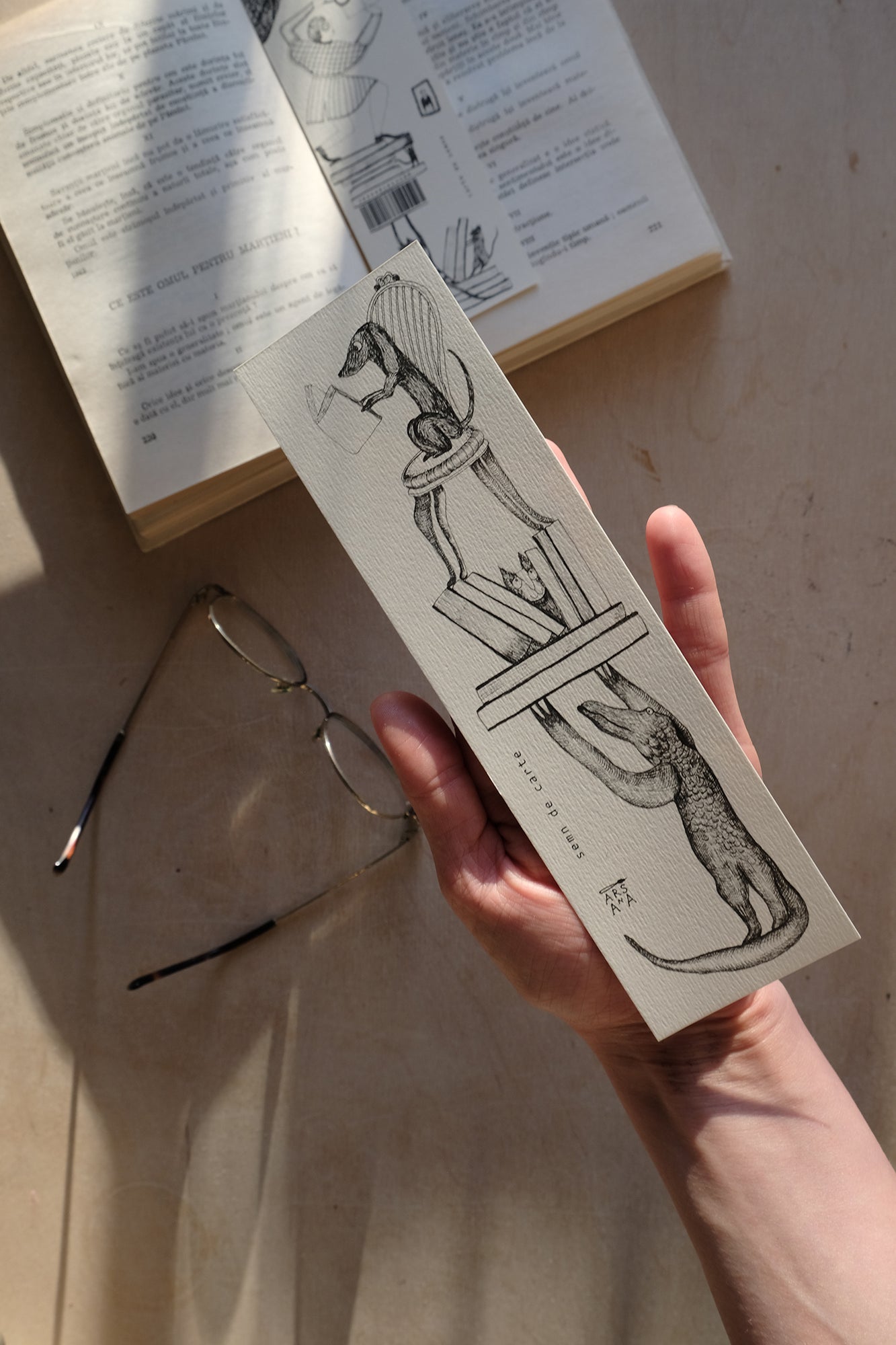 Crocodile Bookmark, Illustrated Literary Gift for Book Lovers