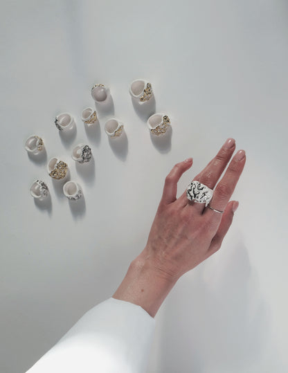 Porcelain ring